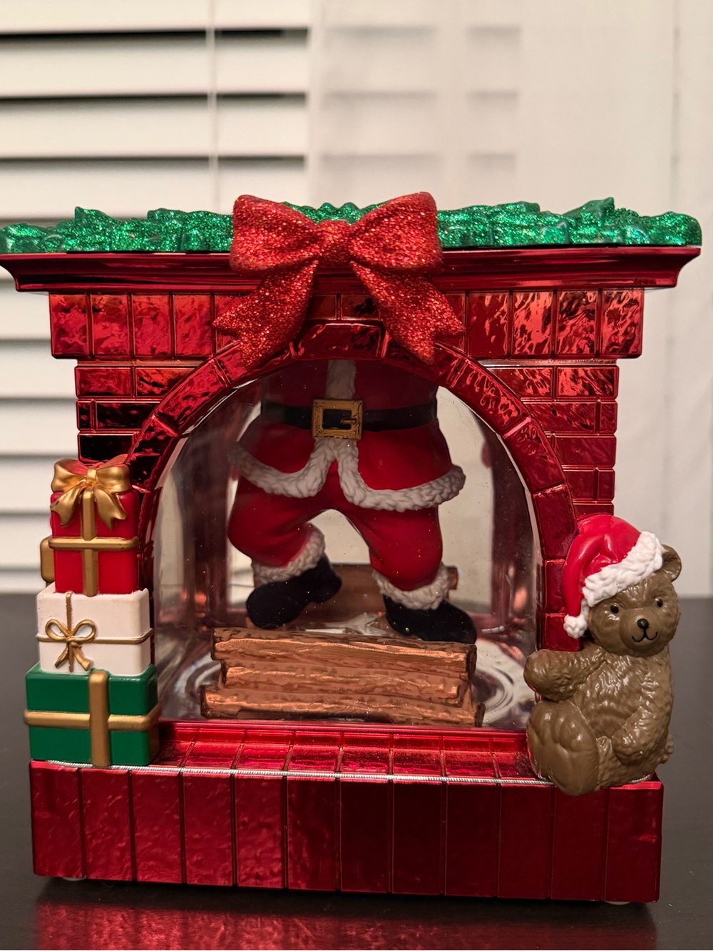 Bath and Body Works Light-up Christmas Fireplace Globe Candle Holder